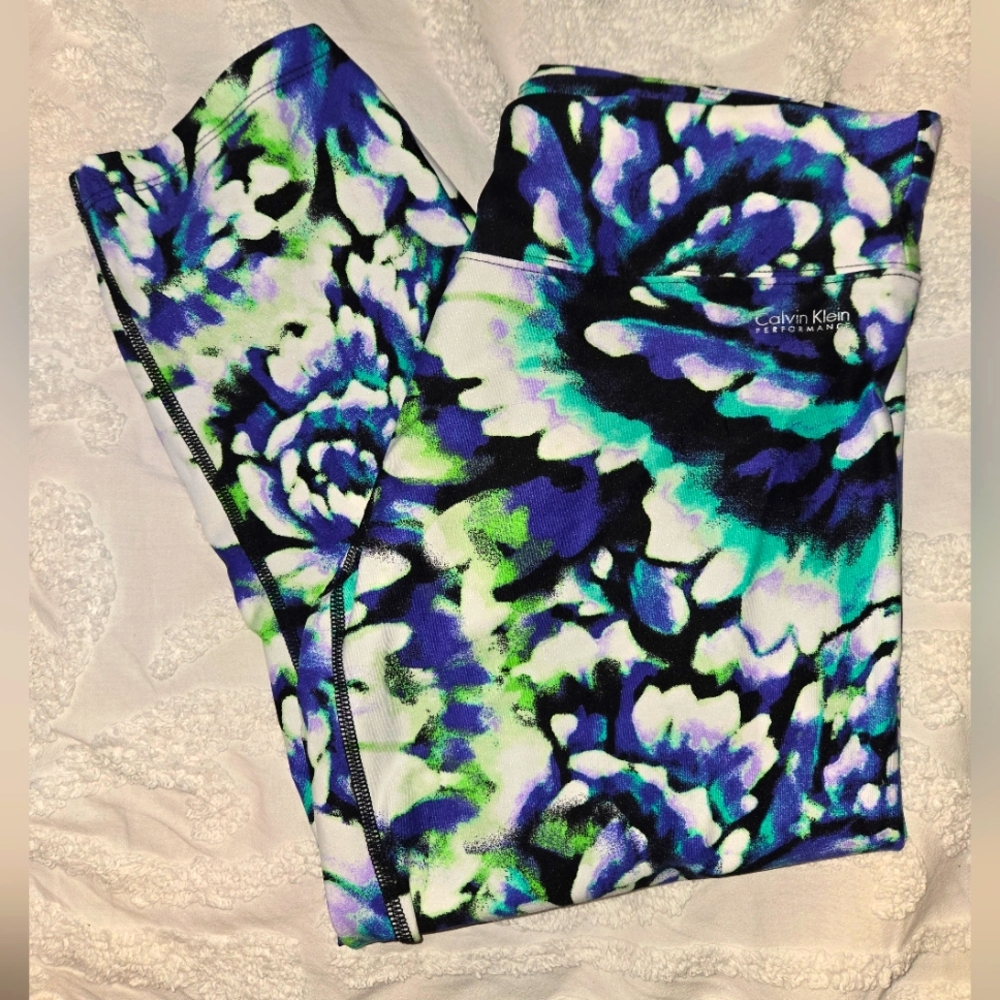 Women's NWOT Calvin Klein Blue and Green Floral Leggings Quick Dry Ruched Large